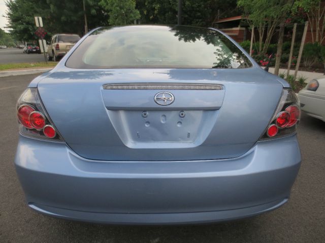 Scion tC 2008 photo 1