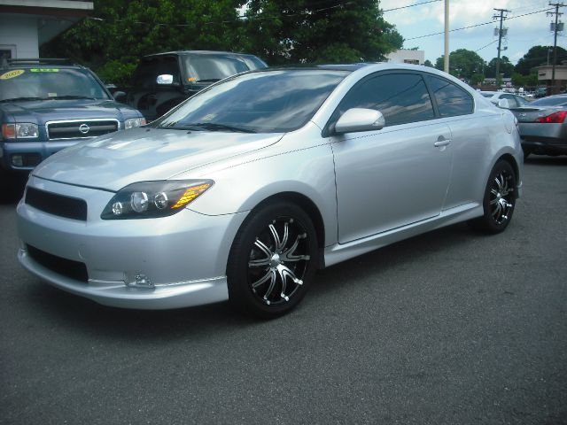 Scion tC 2008 photo 3