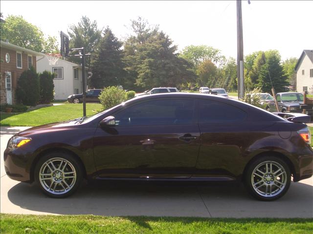 Scion tC 2008 photo 2