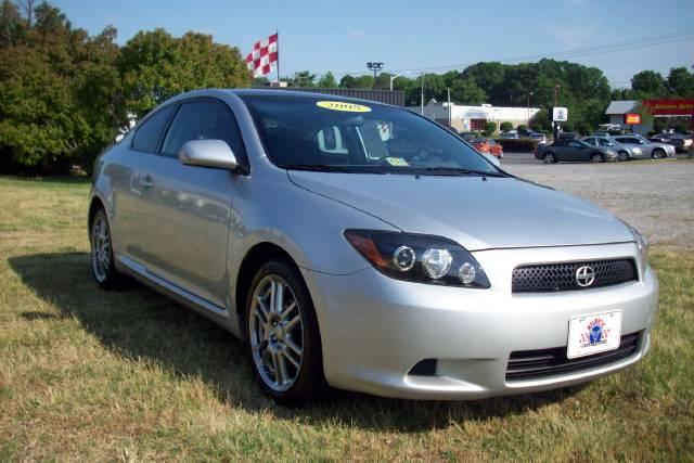 Scion tC 2008 photo 1