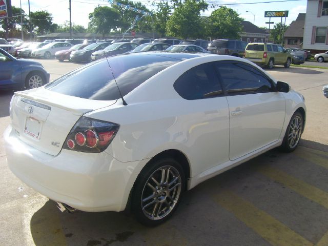 Scion tC 2008 photo 10