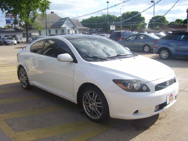 Scion tC 2008 photo 13