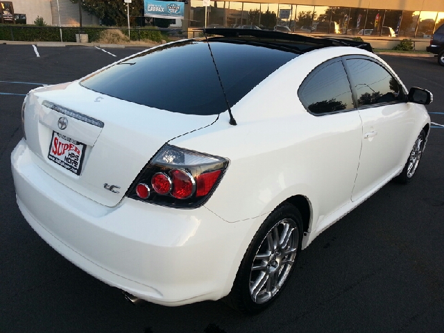 Scion tC 2008 photo 3