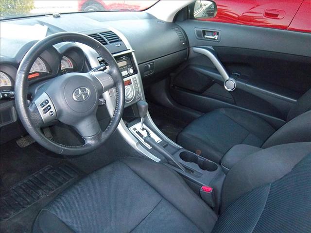 Scion tC 2009 photo 2