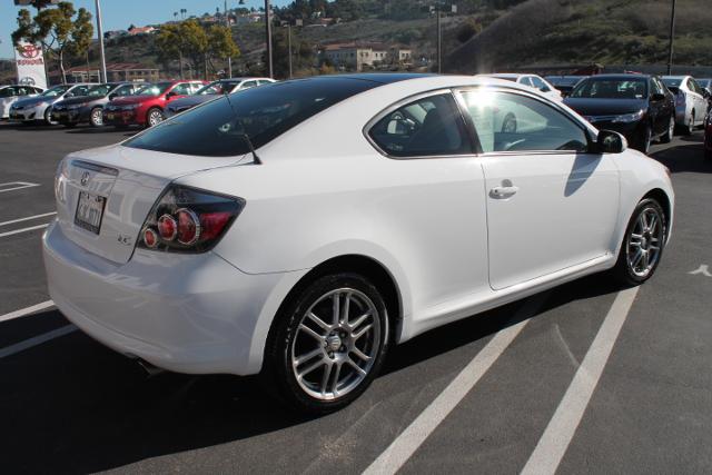 Scion tC 2009 photo 3