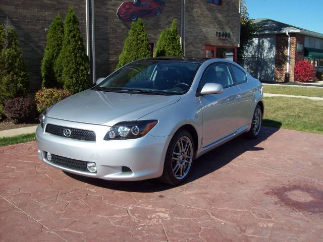 Scion tC 2009 photo 2