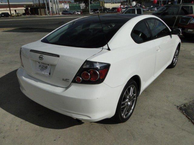 Scion tC 2009 photo 4