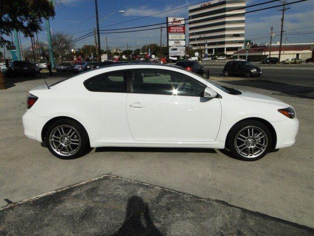 Scion tC 2009 photo 5