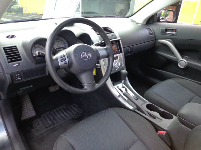 Scion tC 2009 photo 1