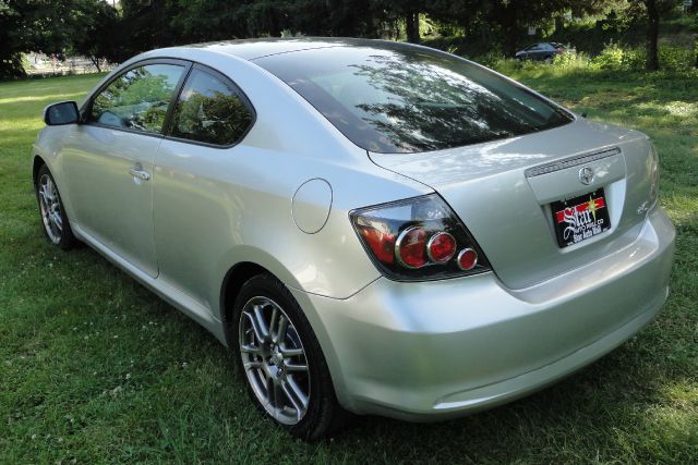 Scion tC 2009 photo 13