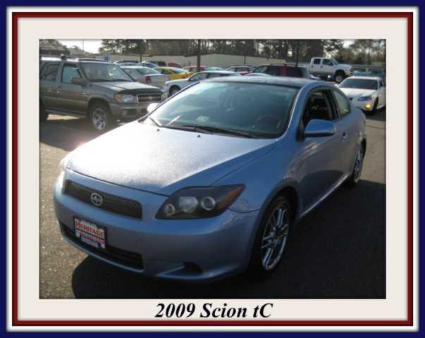 Scion tC 2009 photo 1