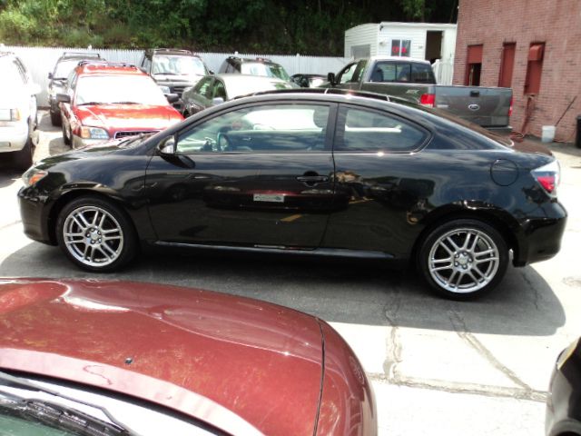 Scion tC 2009 photo 1