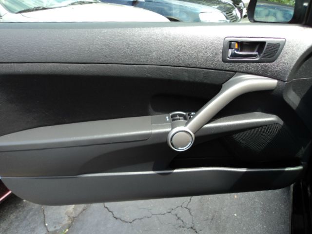 Scion tC 2009 photo 10