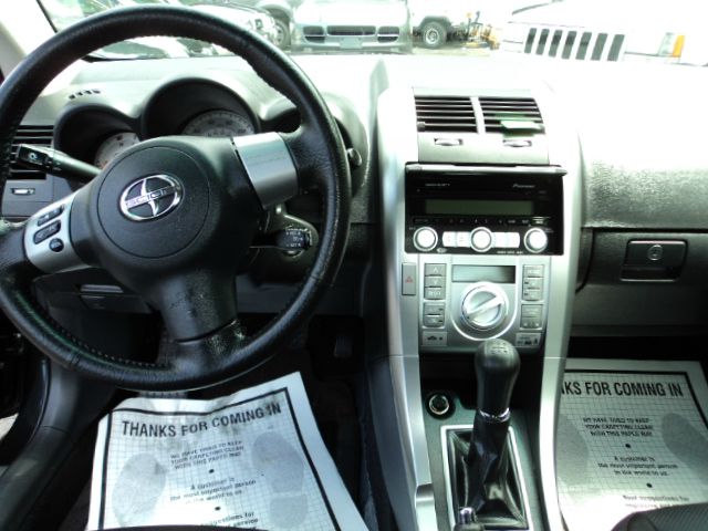 Scion tC 2009 photo 6