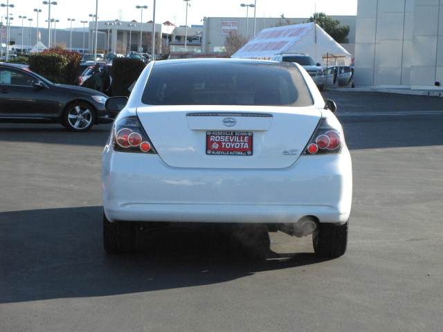 Scion tC 2009 photo 5