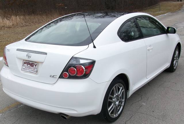 Scion tC 2009 photo 4