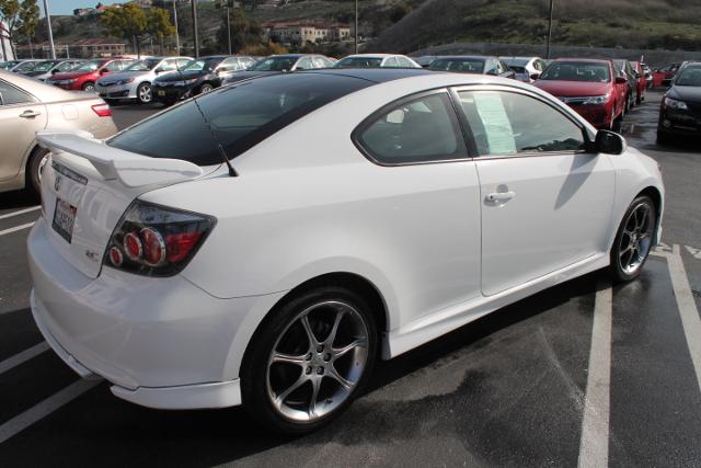 Scion tC 2009 photo 3