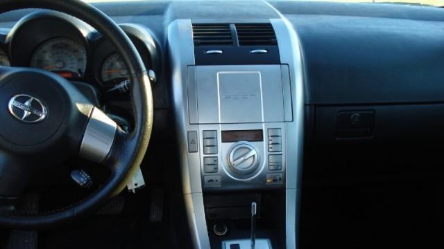 Scion tC 2009 photo 5