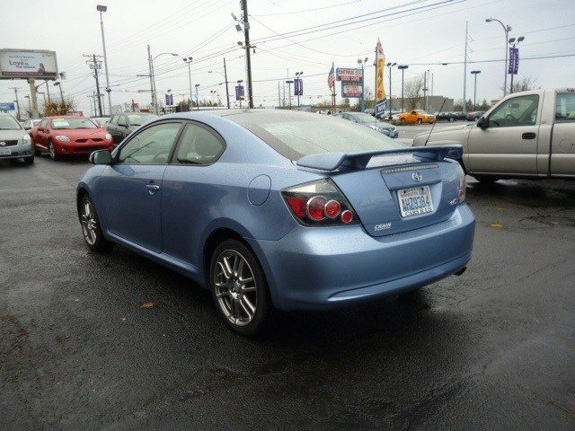 Scion tC 2009 photo 2