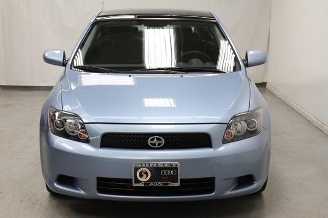 Scion tC 2009 photo 1