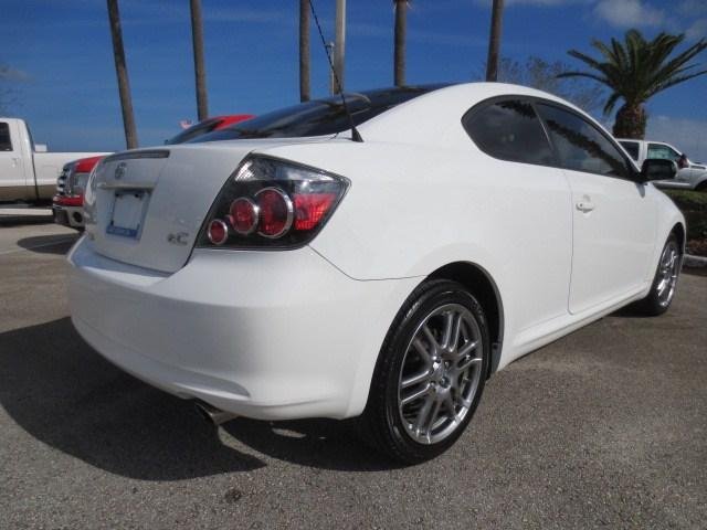 Scion tC 2009 photo 4