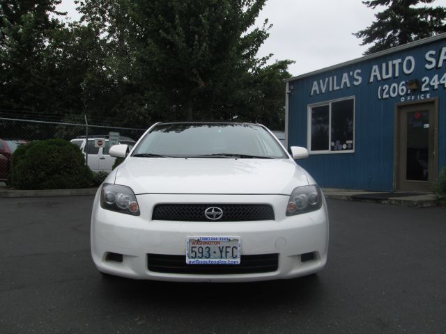 Scion tC 2009 photo 2