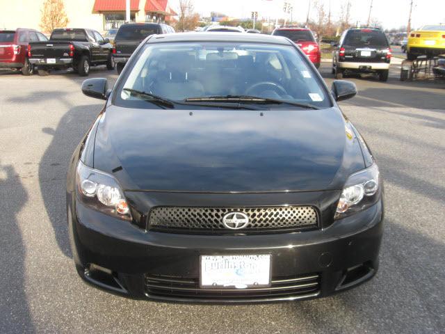 Scion tC 2009 photo 1