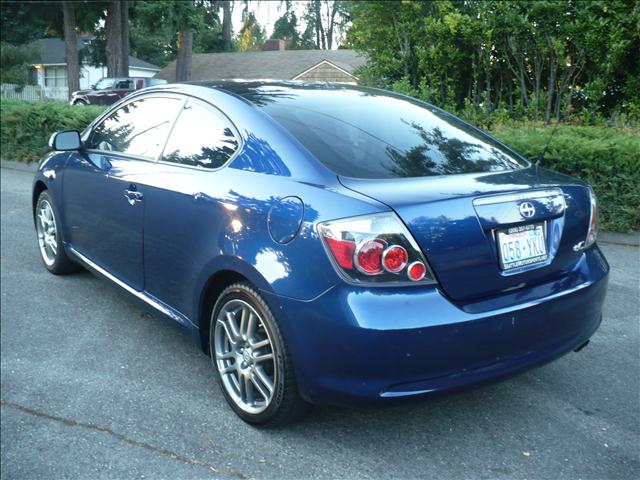 Scion tC 2009 photo 2