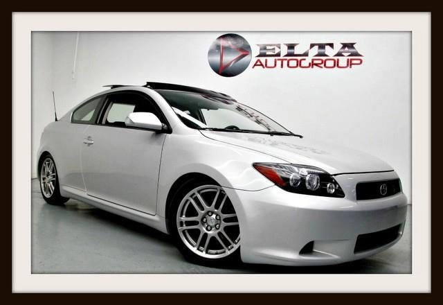 Scion tC 2010 photo 1