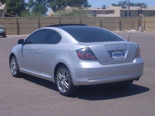 Scion tC 2010 photo 4