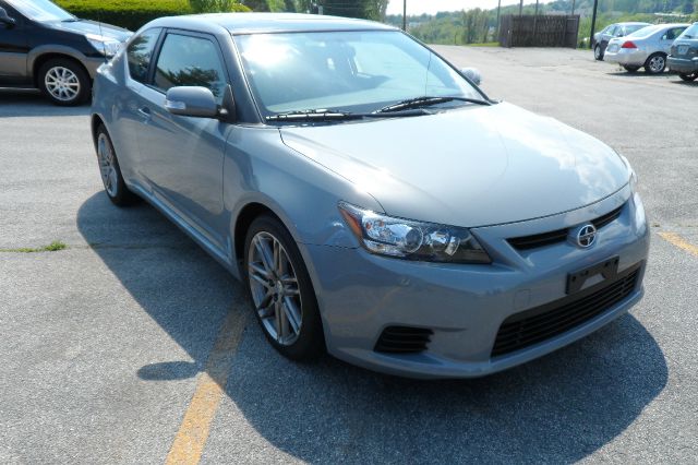 Scion tC 2011 photo 22