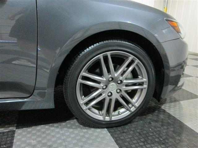 Scion tC 2011 photo 5