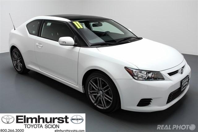 Scion tC 2011 photo 11