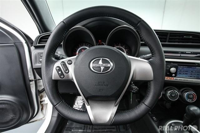 Scion tC 2011 photo 12