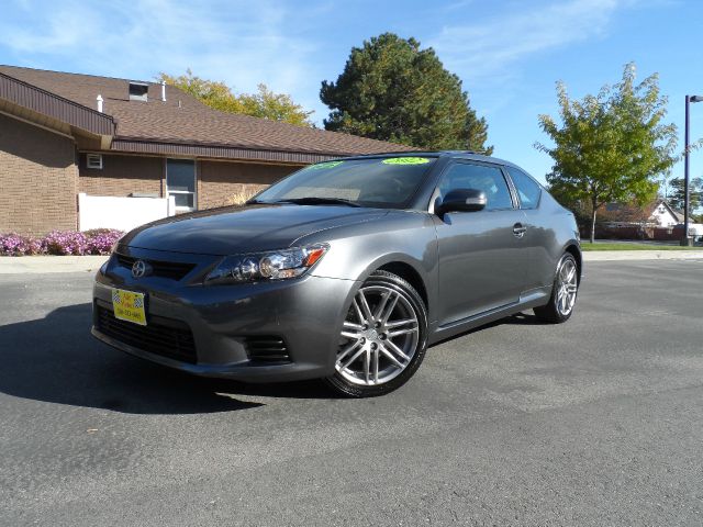 Scion tC 2012 photo 4