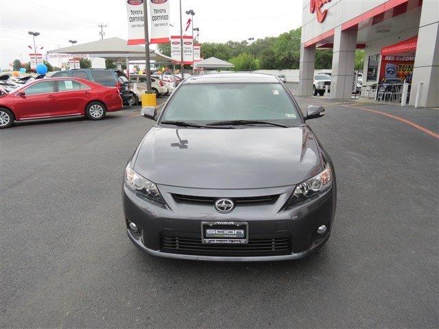 Scion tC 2012 photo 10