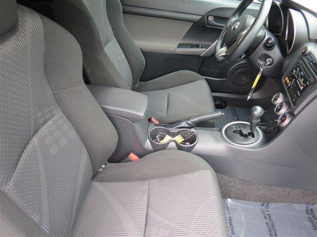 Scion tC 2012 photo 12