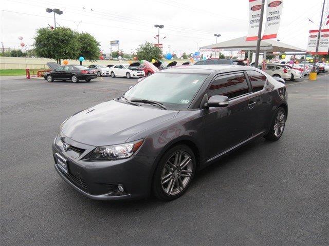 Scion tC 2012 photo 14