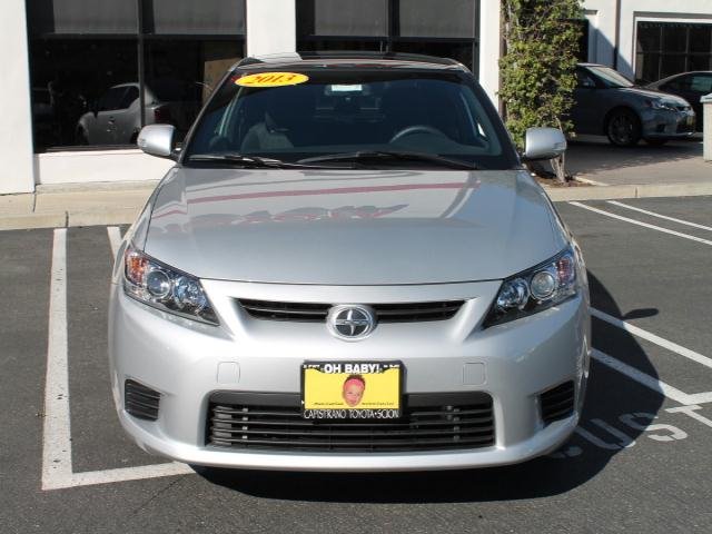 Scion tC 2013 photo 1