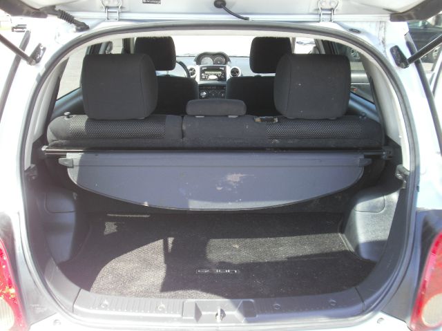 Scion xA 2005 photo 3