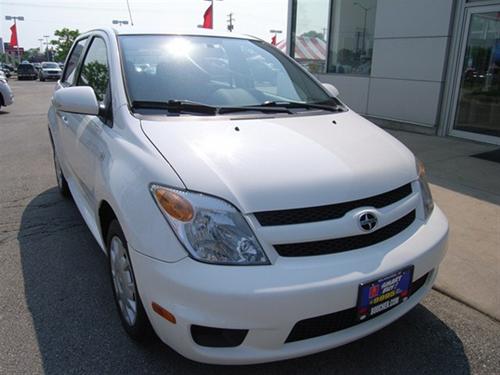 Scion xA 4dr Sdn LT Retail Other