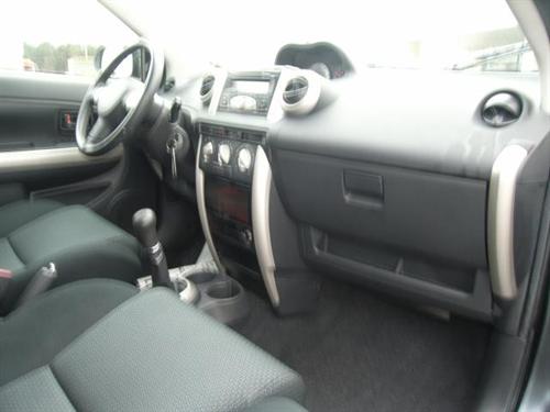 Scion xA 2006 photo 3