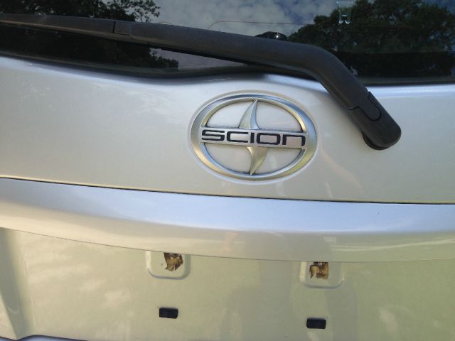 Scion xA 2006 photo 19