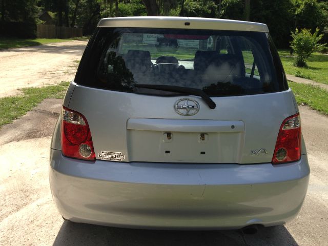 Scion xA 2006 photo 22