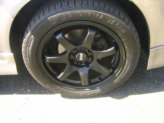 Scion xB 2005 photo 2