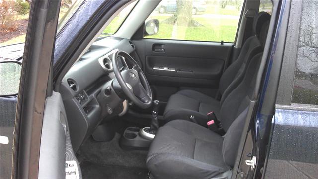 Scion xB 2005 photo 1