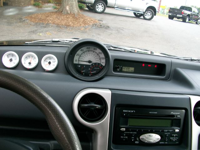 Scion xB 2005 photo 8