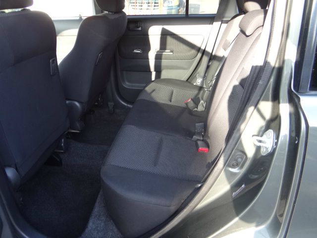 Scion xB 2005 photo 16