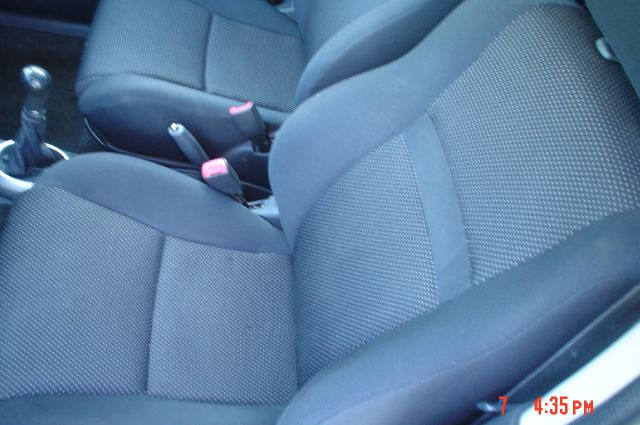 Scion xB 2005 photo 18