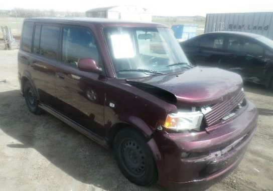 Scion xB 2005 photo 1